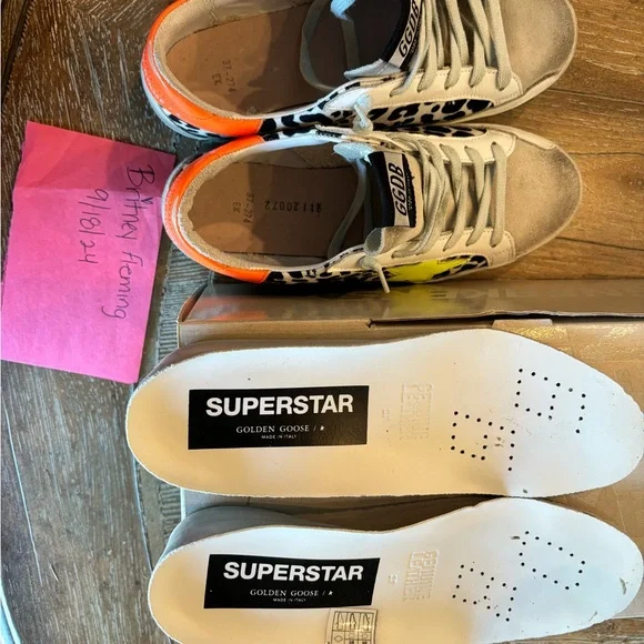 Golden Goose Super Stars size 37 (7-7.5) women’s - Picture 3 of 5